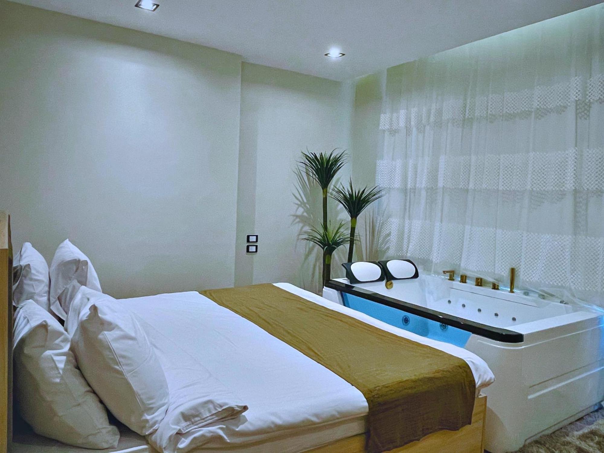 Palm Pyramids View Hotel Kafret el-Gabal 外观 照片